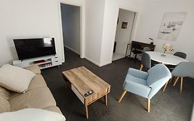 Cute, Cosy And Central Apartments In Essendon With Free Parking
